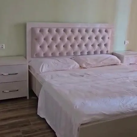 Apartment Sunflower Vlore
